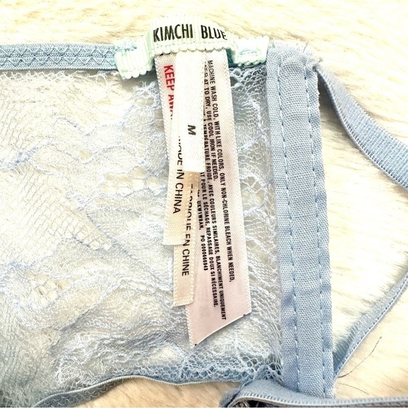 Kimchi Blue Urban Outfitters Light Blue Lace Bandeau M - Picture 11 of 13